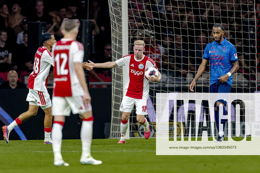 AMSTERDAM: AFC Ajax Amsterdam midfielder Davy Klaassen scores the equalizer to make it 2–2 and celebrates the goal during the UEFA Conference League match at the Johan Cruijff ArenA on August 27, 2026, in Amsterdam, the Netherlands. Photo by DeFodi Images