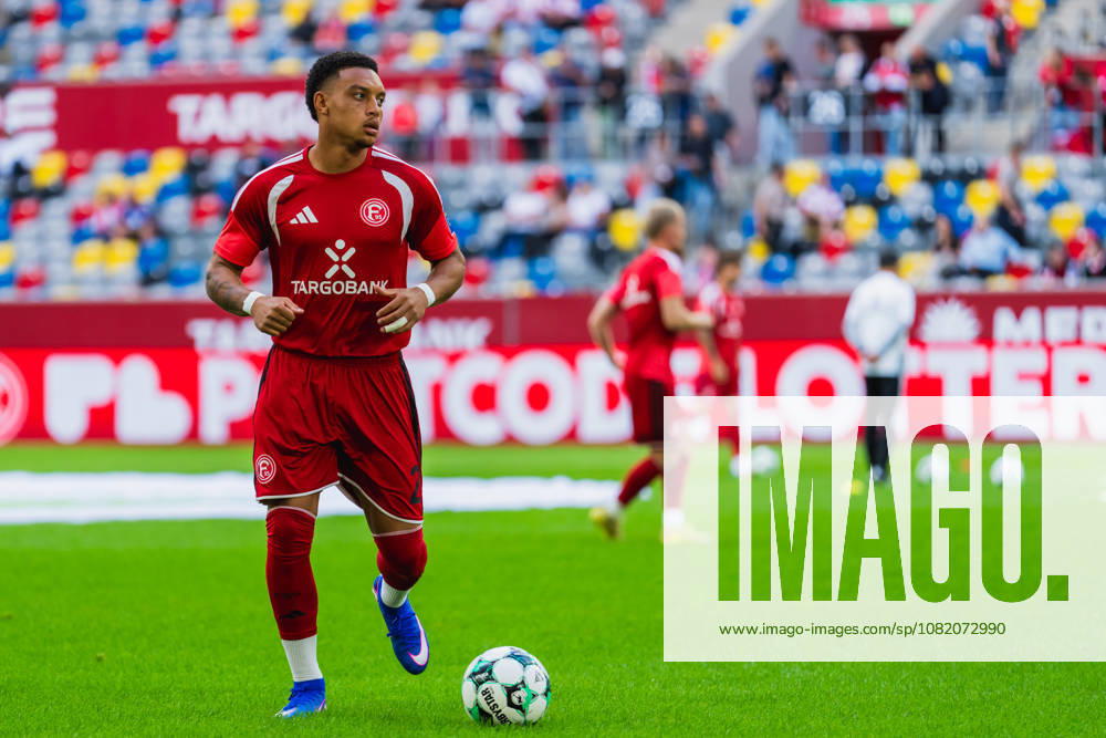 Steven van der Sloot, Fortuna Düsseldorf, No. 02, during warm-ups for Fortuna Düsseldorf vs. VFB Stuttgart II, soccer, 3. Liga, Matchday 03, 2026–27 season, August 28, 2026, DFL regulations prohibit any use of photographs as image sequences and or quasi-video, Fortuna Düsseldorf vs. VFB Stuttgart II, soccer, 3. Liga, Matchday 3, 2026–27 season, August 28, 2026, Düsseldorf