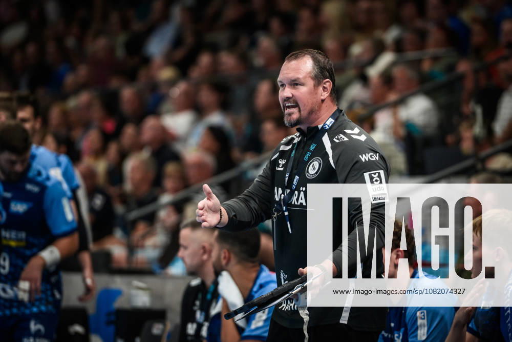 Misha Kaufmann, TVB Stuttgart, coach gesturing on the sidelines, GER, TVB Stuttgart vs. Bergischer HC, Opel HBL, handball, Bundesliga, Matchday 1, 2026–2027 season, August 28, 2026 GER, TVB Stuttgart vs. Bergischer HC, Opel HBL, Handball, Bundesliga, Matchday 1, 2026–2027 season, August 28, 2026 Stuttgart