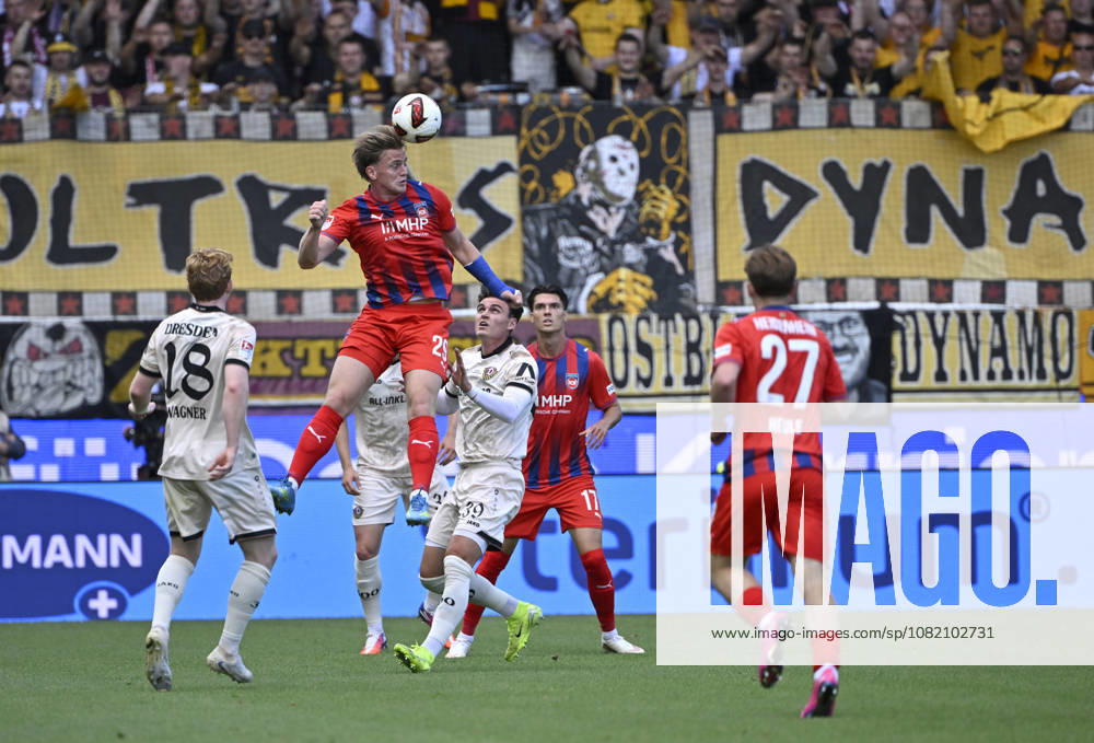 Heading duel, tackle, action: Mikkel Kaufmann, 1 FC Heidenheim 1846 (FCH) 29, 1 FC Heidenheim 1846 (FCH) vs. SG Dynamo Dresden (SGD) 29, August 8, 2026. DFL regulations prohibit any use of photosOGRAPHS AS IMAGE SEQUENCES AND OR QUASI-VIDEO 1 FC Heidenheim 1846 FCH vs. SG Dynamo Dresden SGD
