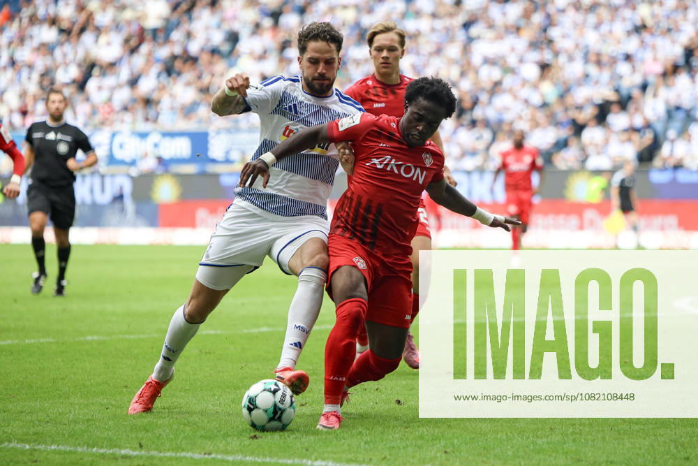 GER, Soccer, Men s, 3rd Division, 2026–2027 Season, MSV Duisburg vs. FC Würzburger Kickers, m9 and Pedro Muteba, Würzburg battling for the ball; Duisburg, Schauinsland, Arena, North Rhine-Westphalia, Germany