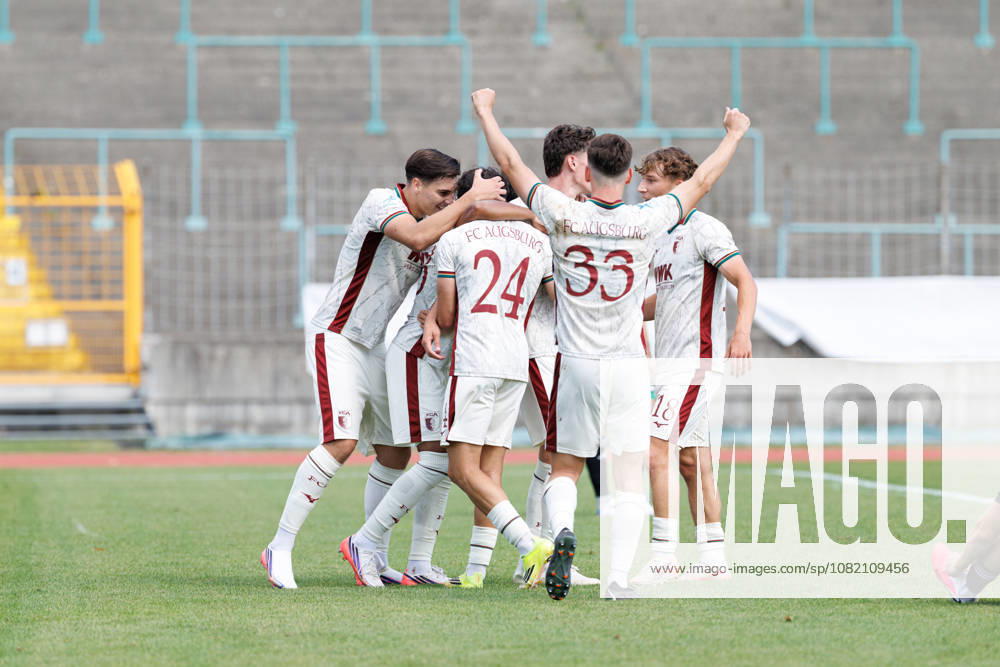 FC Augsburg II scores the goal to make it 2-1 in the match between FC Augsburg II and SC Eltersdorf, soccer, men s, Bavarian Regional League, 2026–2027, Matchday 6 on August 29, 2026, in Augsburg, Rosenaustadion, Bavaria, Germany