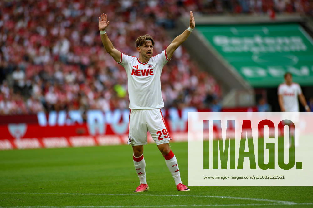 GER, Soccer, Men s, Bundesliga, 1. Bundesliga, 2026–2027 Season, 1. FC Köln vs. TSG 1899 Hoffenheim, Jan Thielmann (KOE) gesturing, gestures