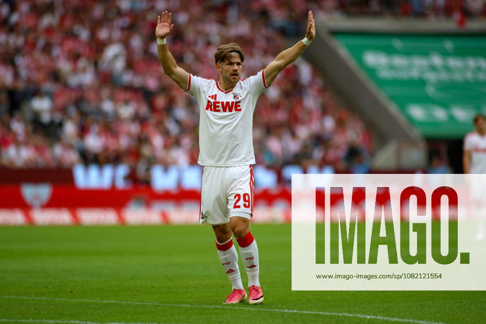 GER, Soccer, Men s, Bundesliga, 1. Bundesliga, 2026–2027 Season, 1. FC Köln vs. TSG 1899 Hoffenheim, Jan Thielmann (KOE) gesturing, gestures