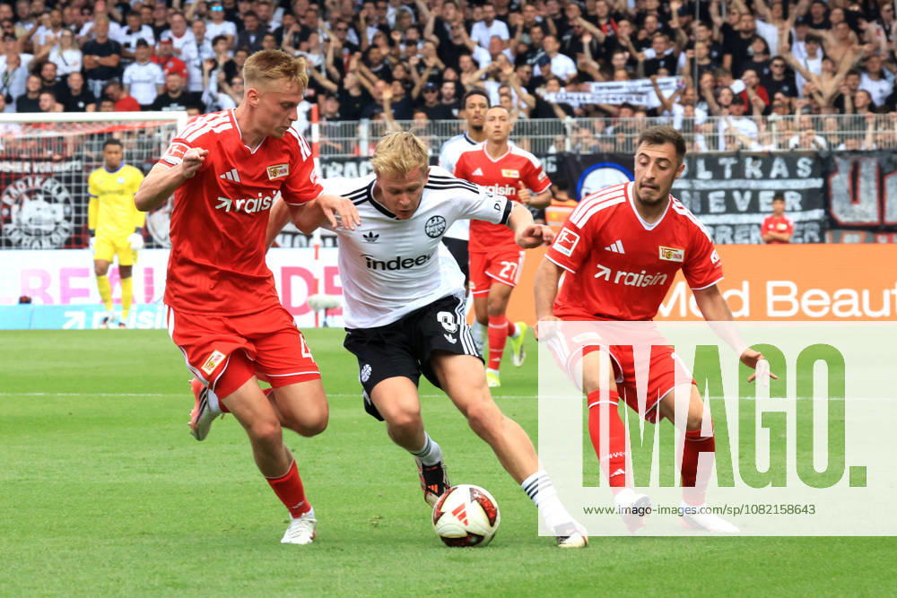 GER, Soccer, Bundesliga 1, 2026–2027, Alte Foersterei, 1. FC Union vs. Eintracht Frankfurt Zeno Van Den Bosch 1. FC Union Berlin 4, Josip Juranovic 1. FC Union Berlin 18, JONATHAN BURKARDT Eintracht Frankfurt 9 1 League DFB DFL regulations prohibit any use of photographs as image sequences and or quasi-video Berlin Stadium Alte Foersterei Berlin Germany