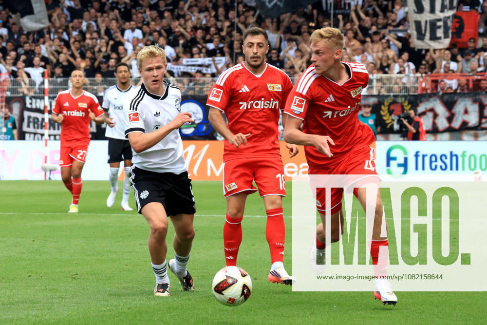 GER, Soccer, Bundesliga 1, 2026–2027, Alte Foersterei, 1. FC Union vs. Eintracht Frankfurt Zeno Van Den Bosch 1. FC Union Berlin 4, Josip Juranovic 1. FC Union Berlin 18, JONATHAN BURKARDT Eintracht Frankfurt 9 1 League DFB DFL regulations prohibit any use of photographs as image sequences and or quasi-video Berlin Stadium Alte Foersterei Berlin Germany