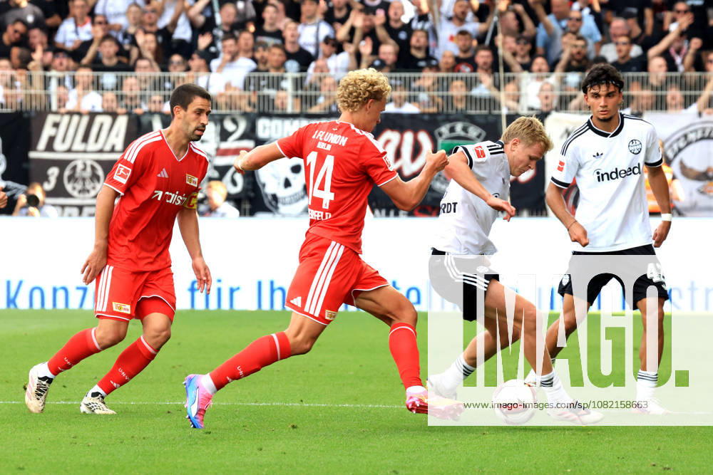 GER, Soccer, Bundesliga 1, 2026–2027, Alte Foersterei, 1. FC Union vs. Eintracht Frankfurt Rani Khedira 1. FC Union Berlin 8, Leopold Querfeld 1. FC Union Berlin 14, JONATHAN BURKARDT Eintracht Frankfurt 9, Can Uzum Eintracht Frankfurt 42. 1st Division. DFB and DFL regulations prohibit any use of photographs as image sequences and or quasi-video. Berlin Stadium Alte Foersterei, Berlin, Germany