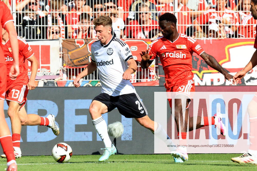 GER, Soccer, Bundesliga 1, 2026–2027, Alte Foersterei, 1. FC Union vs. Eintracht Frankfurt Lucas Tousart 1. FC Union Berlin 29, Elias Braun Eintracht Frankfurt 2–1 League DFB DFL regulations prohibit any use of photographs as image sequences and or quasi-video Berlin Stadium Alte Foersterei Berlin Germany