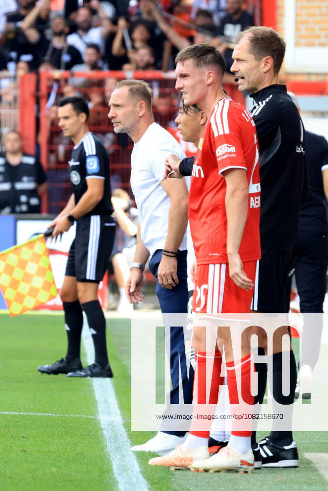 GER, Soccer, Bundesliga, 2026–2027, Alte Foersterei, 1. FC Union vs. Eintracht Frankfurt, Michel Aebischer, 1. FC Union Berlin 20, Head Coach Mauro Lustrinelli, 1. FC Union Berlin, 1st Division, DFB, DFL regulations prohibit any use of photographs as image sequences and or quasi-video, Berlin, Alte Foersterei Stadium, Berlin, Germany