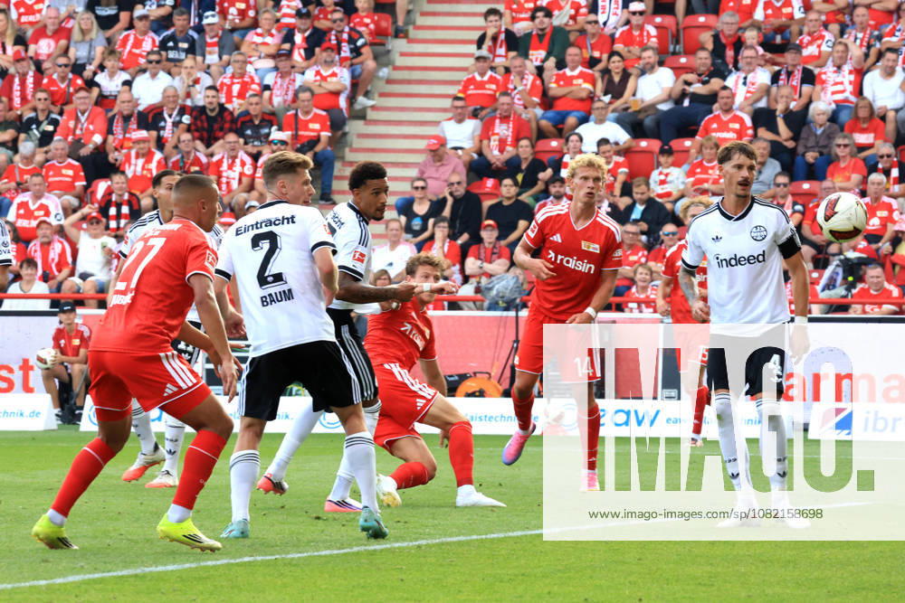 GER, Soccer, Bundesliga 1, 2026–2027, Alte Foersterei, 1. FC Union vs. Eintracht Frankfurt, Marin Ljubicic (1. FC Union Berlin, 27), Tim Skarke (1. FC Union Berlin, 21), Leopold Querfeld (1. FC Union Berlin, 14), Elias Braun (Eintracht Frankfurt, 2), Erik Durm (Eintracht Frankfurt, 37), Robin Koch, Eintracht Frankfurt 4. DFB and DFL regulations prohibit any use of photographs as image sequences and or quasi-video. Berlin Stadium Alte Foersterei, Berlin, Germany