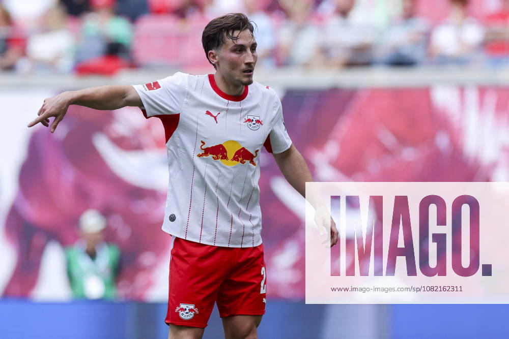 Rocco Reitz of RB Leipzig gestures during the Bundesliga match between RB Leipzig and Borussia Mönchengladbach, Red Bull Arena on August 29, 2026, in Leipzig, Germany. Photo by Marco Steinbrenner, DeFodi Images. Rocco Reitz of RB Leipzig gestures during the Bundesliga match between RB Leipzig and Borussia Mönchengladbach at Red Bull Arena on August 29, 2026 in Leipzig, Germany. Photo by Marco Steinbrenner, DeFodi Images. DFB and DFL regulations prohibit any use of photographs as image sequences and or quasi-video. Photo by Marco Steinbrenner, DeFodi Images.