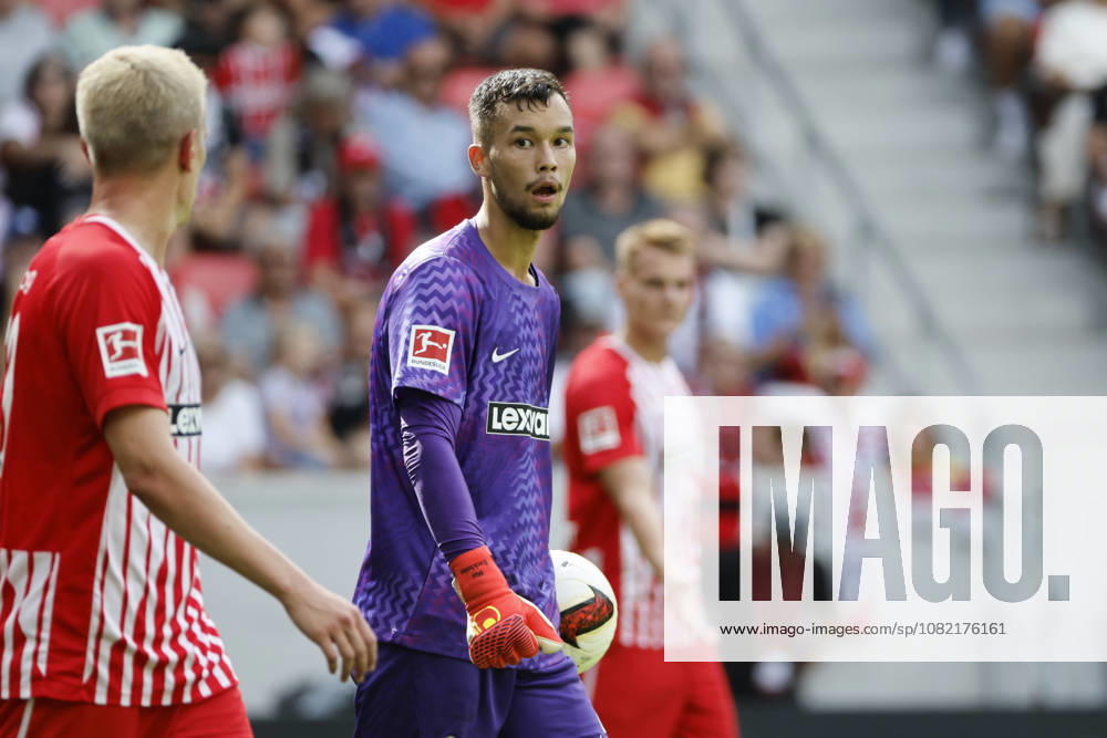 Mio Backhaus, SC Freiburg, 01, Germany, Soccer, Bundesliga 1, Matchday 1, 2026–2027, SC Freiburg vs. SV Werder Bremen, August 30, 2026, Freiburg im Breisgau, Europa-Park Stadium, Germany