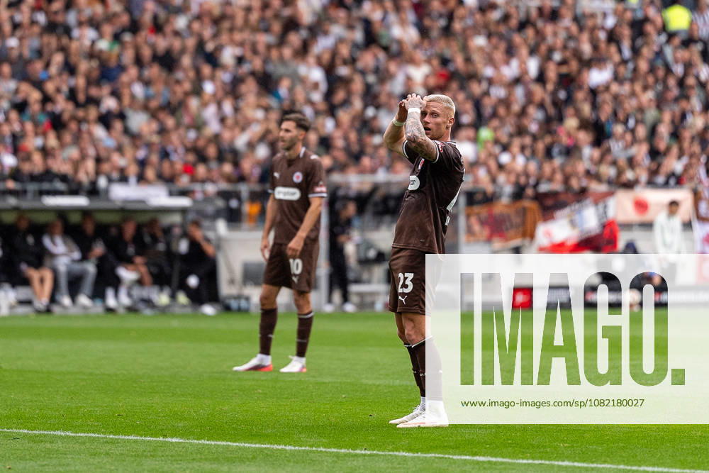 Louis Oppie, FC St. Pauli, 23, disappointed; Disappointment, GER, FC St. Pauli vs. 1. FC Kaiserslautern, Soccer, 2. Bundesliga, Matchday 3, 2026–2027 Season, August 30, 2026 DFL regulations prohibit any use of photographs as image sequences and or quasi-video, GER, FC St. Pauli vs. 1. FC Kaiserslautern, soccer, 2. Bundesliga, Matchday 3, 2026–2027 season, August 30, 2026, Hamburg