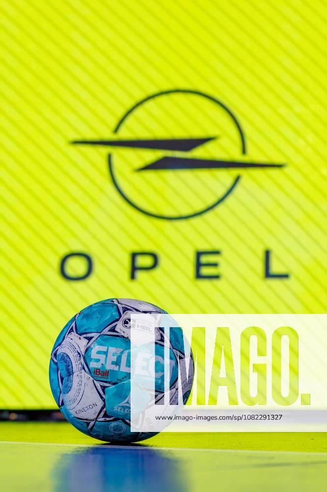 Handball 1st Bundesliga OPEL HBL 2026–2027 Season, Matchday 2: HC Erlangen, Nuremberg Metropolitan Region, HCE, TSV Hannover Burgdorf, Die Recken, DaMa, Opel HBL, Opel Handball Bundesliga, Handball, Ball, Advertising