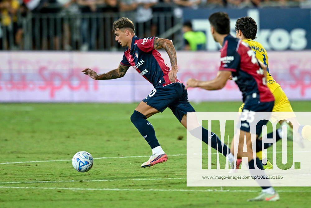 Cagliari s Daniel Maldini in action during the Coppa Italia Frecciarossa soccer match between Cagliari Calcio and Hellas Verona at the Unipol Domus in Cagliari, Sardinia - Thursday 3rd september 2026. - Soccer
