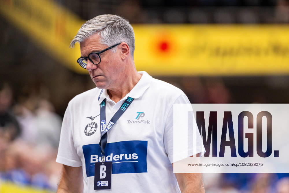 Runar Sigtryggsson, coach of HSG Wetzlar, expresses disappointment: GER, TBV Lemgo Lippe vs. HSG Wetzlar, Handball, 1st Bundesliga, Matchday 2, 2026–2027 season, September 3, 2026 GER, TBV Lemgo Lippe vs. HSG Wetzlar, Handball, 1st Bundesliga, Matchday 2, 2026–2027 Season, September 3, 2026 Lemgo