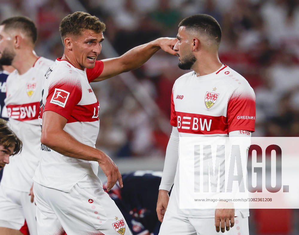 In the photo, from left: Grischa Proemel (VfB Stuttgart, 21) gives instructions to Deniz Undav (VfB Stuttgart, 26) on September 4, 2026, VfB Stuttgart vs. 1. FC Köln, Bundesliga 1, Matchday 2, Germany, Stuttgart, MHP Arena; DFL regulations prohibit any use of photographs as image sequences and or quasi-video