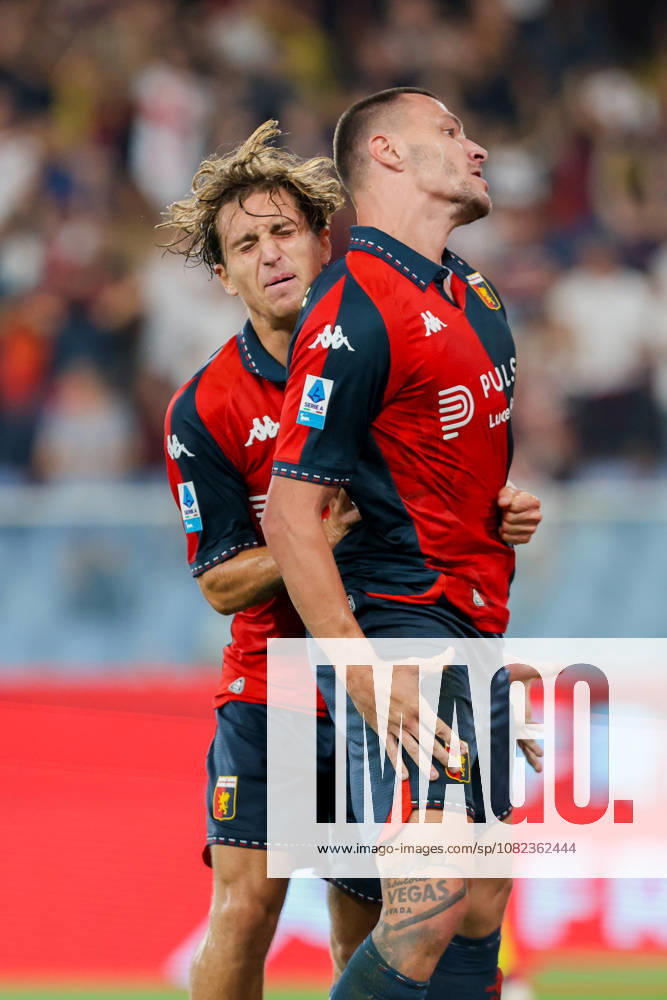 Genoas Milutin Osmajic celebrates after scoring a goal for his team during the Serie A soccer match between Genoa and Como at the Luigi Ferraris Stadium in Genoa, Italy - Friday, September 04, 2026. - Soccer .