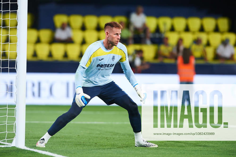 Peter Gulacsi of Villarreal CF during the LaLiga EA Sports match between Villarreal CF and RC Deportivo at Estadio de la Cerámica on September 5, 2026, in Villarreal, Spain