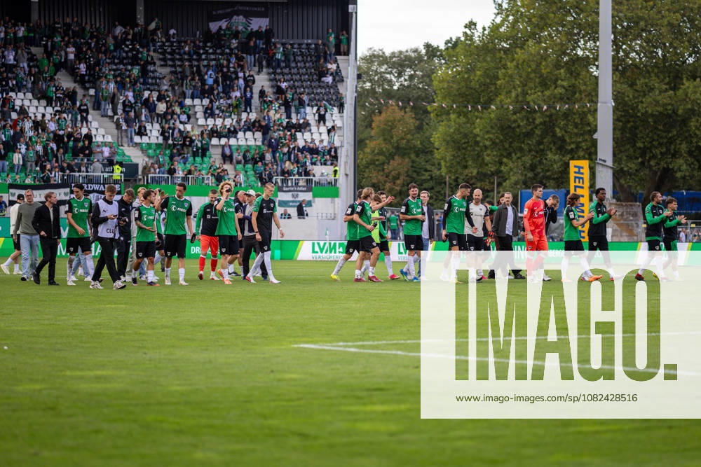 The SC Preussen Münster players celebrate their 2-1 victory after the final whistle. GER, SC Preussen Münster vs. TSV Havelse, Soccer, 3rd Division, Matchday 4, 2026-2027 season, September 5, 2026 DFL regulations prohibit the use of photographs as image sequences and or quasi-video footage. GER, SC Preussen Münster vs. TSV Havelse, soccer, 3. Liga, Matchday 4, 2026–2027 season, September 5, 2026, Münster