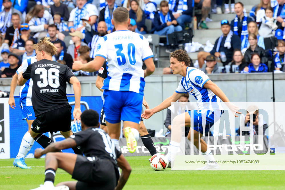 Germany, Soccer, 2. Bundesliga, Matchday, 2026–2027 Season, Berlin Olympic Stadium, Hertha BSC vs. 1. FC Magdeburg, Soufian Gouram, Hertha BSC Berlin 33, Paul Seguin, Hertha BSC Berlin 30, Luka Hyrylaeinen, 1. FC Magdeburg 38. 2. Bundesliga. DFB and DFL regulations prohibit any use of photographs as image sequences and or quasi-video. Berlin, Berlin Olympic Stadium, Berlin, Germany