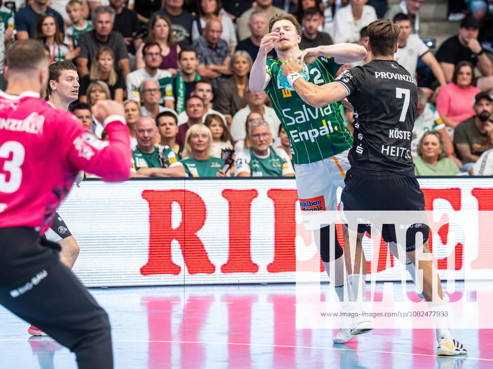 Erik Persson (Frisch Auf Göppingen), 22, in a one-on-one battle with Julian Koester (THW Kiel), 07, Frisch Auf Göppingen vs. THW Kiel, Handball, 1st Bundesliga, Men, 2026–2027 season, September 6, 2026, Frisch Auf Goeppingen vs. THW Kiel, Handball, 1st Bundesliga, Men, 2026–2027 season, September 6, 2026, Goeppingen