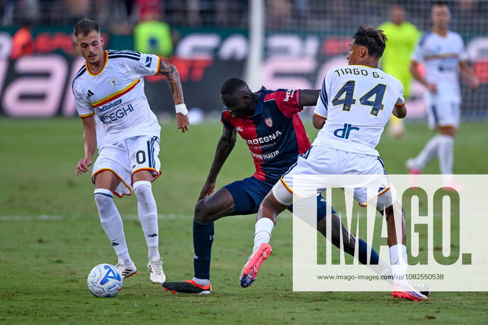 Cagliari s Paul Mendy in action during the Serie A soccer match between Cagliari Calcio and Lecce at the Unipol Domus in Cagliari, Sardinia - Monday 7th september 2026. - Soccer