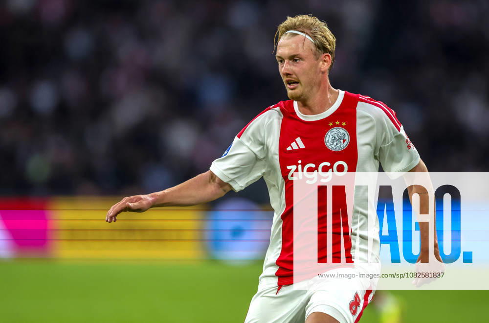 AMSTERDAM: AFC Ajax Amsterdam midfielder Julian Brandt during the Vriendenloterij Eredivisie match between Ajax and PSV at the Johan Cruijff ArenA on September 5, 2026, in Amsterdam, the Netherlands. PETER LOUS EYE4IMAGES DeFodi Images