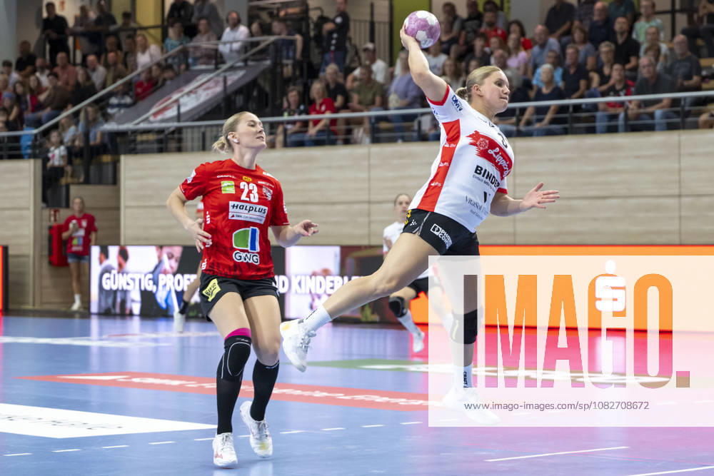 Alsco Women s Handball Bundesliga, 2026–2027 Season: SV Union Halle Neustadt vs. HSG Blomberg Lippe, Halle, Germany, September 9, 2026. Pictured, from left: Marie Polakova (Halle) and Laura Rüffieux (Blomberg), Halle an der Saale, SWH Arena, Saxony-Anhalt, Germany
