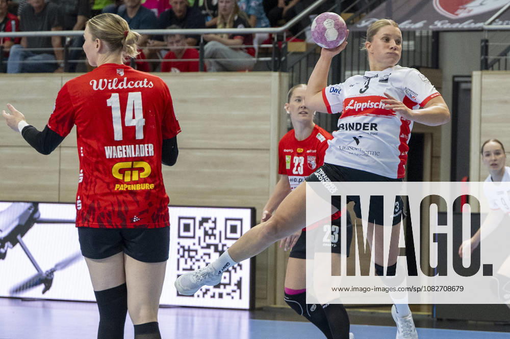 Alsco Women s Handball Bundesliga, 2026–2027 Season: SV Union Halle Neustadt vs. HSG Blomberg Lippe, Halle, Germany, September 9, 2026. Pictured, from left: Tina Wagenlader (Halle) and Laura Rüffieux (Blomberg), Halle Saale, SWH Arena, Saxony-Anhalt, Germany