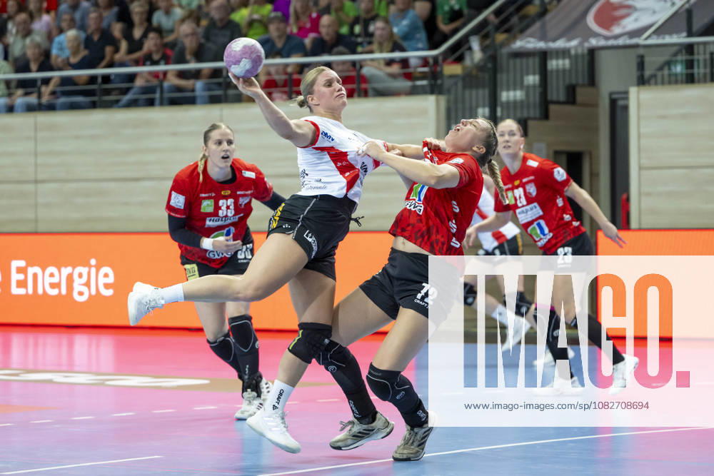 Alsco Women s Handball Bundesliga, 2026–2027 Season: SV Union Halle Neustadt vs. HSG Blomberg Lippe, Halle, Germany, September 9, 2026. Pictured from left: Laura Rüffieux (Blomberg) and Ilona Kieffer (Halle), Halle (Saale), SWH Arena, Saxony-Anhalt, Germany