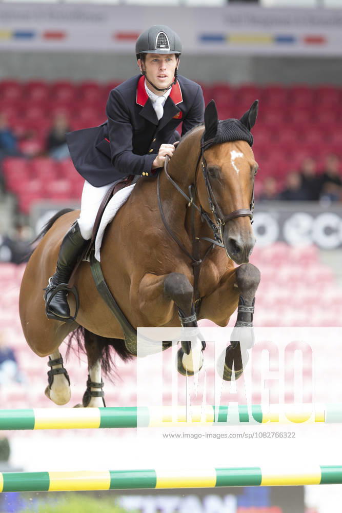 Equestrian Sports, European Championships, Show Jumping: Scott BRASH on HELLO SANCTOS, August 21, 2013, Jumping European Equestrian Championships, Herning, Denmark. Photo: KNOLL Icon Sport