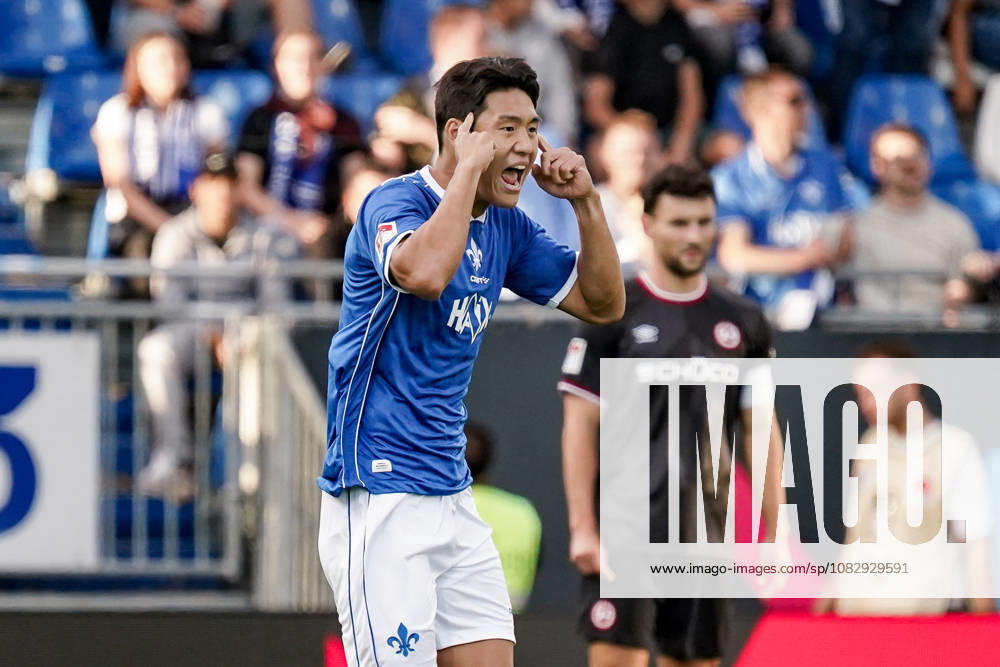 Germany Soccer Season 2026–2027, 2. Bundesliga, Matchday 5, SV Darmstadt 98 vs. Arminia Bielefeld, Merck Stadium at Böllenfalltor, Darmstadt, Ho Jae Lee (SV Darmstadt 98), 9th goal and goal celebration for the 1–0 lead, gesture, body language, emotion, Darmstadt, Merck Stadium at Böllenfalltor, Germany