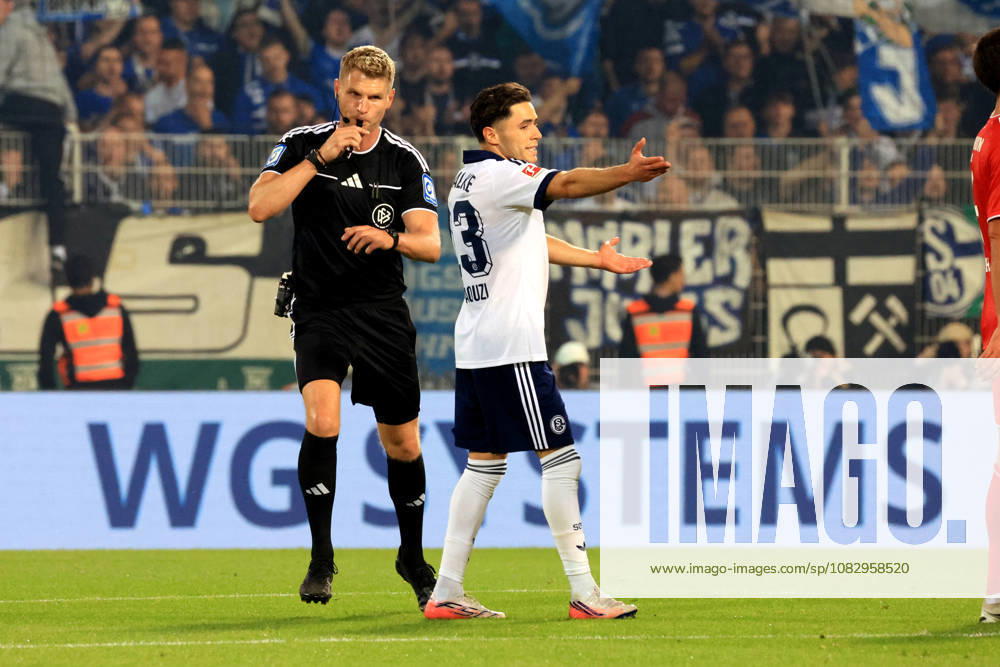 GER, Soccer, Bundesliga 1, 2026–2027, Alte Foersterei, 1. FC Union vs. Schalke 04, Matchday 3, Referee Timo Gerach, SOUFIANE EL FAOUZI Schalke 04 23 1st Division DFB DFL regulations prohibit any use of photographs as image sequences and or quasi-video nordphoto GmbH Engler Berlin Alte Foersterei Stadium Berlin Germany