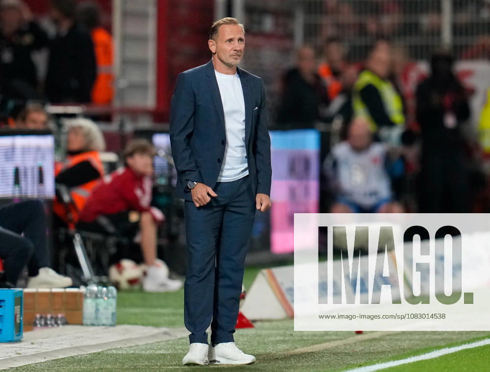 Mauro Lustrinelli, head coach of 1. FC Union Berlin, reacts to the match between 1. FC Union Berlin and FC Schalke 04, Bundesliga, Matchday 3, 2026–27 season, Stadion An der Alten Foersterei, Berlin, September 11, 2026. DFL regulations prohibit any use of photographs as image sequences and or quasi-video. GER, 1 FC Union Berlin vs. FC Schalke 04, Bundesliga 1, Matchday 3, 2026–27 season, September 11, 2026, Berlin