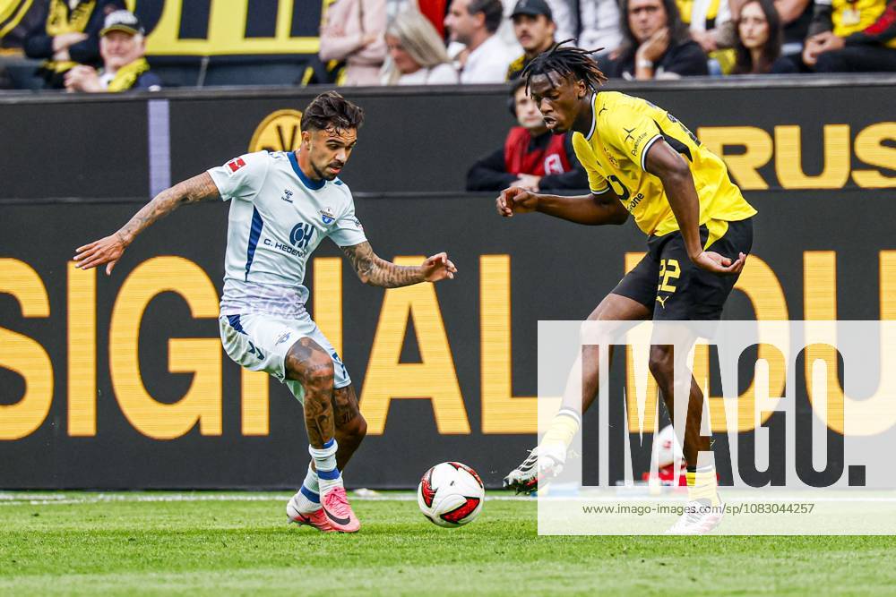 DORTMUND - Joane Gadou of Borussia Dortmund during the Bundesliga match between Borussia Dortmund and SC Paderborn 07 at Signal Iduna Park on September 12, 2026 in Dortmund, Germany. MARCEL TER BALS ANP Bundesliga 2026 27 ANPxSportx xMarcelxterxBalsxIVx 568307275 originalFilename: 568307275