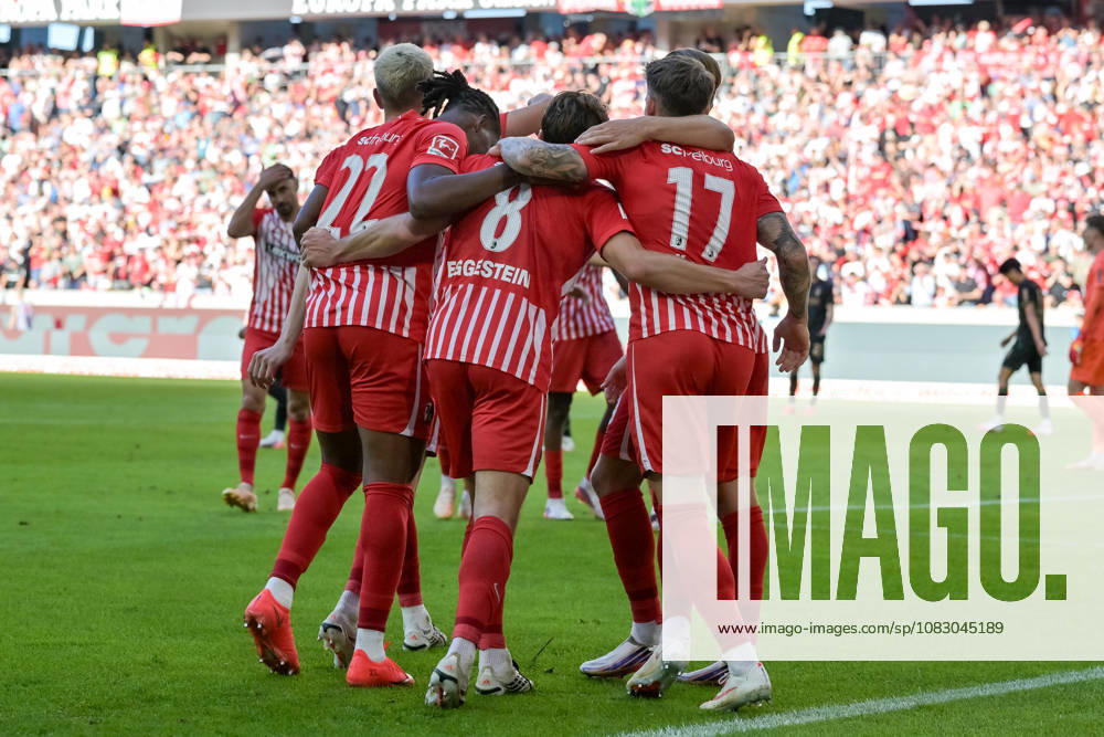 Celebration of the 5-0 goal by Maximilian Eggestein (SC Freiburg, 08) with Cyriaque Irie (SC Freiburg, 22), Lukas Kuebler (SC Freiburg, 17 GER), SC Freiburg vs. Borussia Mönchengladbach, soccer, Bundesliga, Matchday 3, 2026–2027 season, September 12, 2026 DFL DFB REGULATIONS PROHIBIT ANY USE OF PHOTOGRAPHS AS IMAGE SEQUENCES AND OR QUASI-VIDEO GER, SC Freiburg vs. Borussia Mönchengladbach, Soccer, Bundesliga, Matchday 3, 2026–2027 Season, September 12, 2026, Freiburg