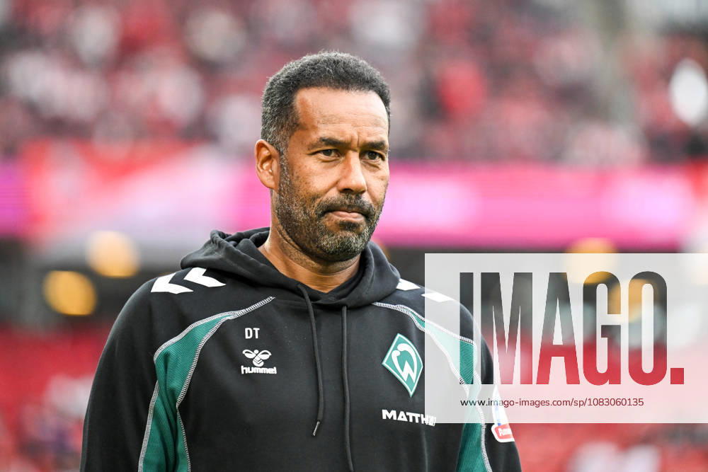 GER, Soccer, Men s, 1st Bundesliga, 2026–2027 season, Matchday 3, 1. FC Köln vs. SV Werder Bremen Daniel Thioune Werder Bremen, Coach DFB and DFL regulations prohibit any use of photographs as image sequences and or quasi-video Köln Rhein Energie Stadium, North Rhine-Westphalia, Germany