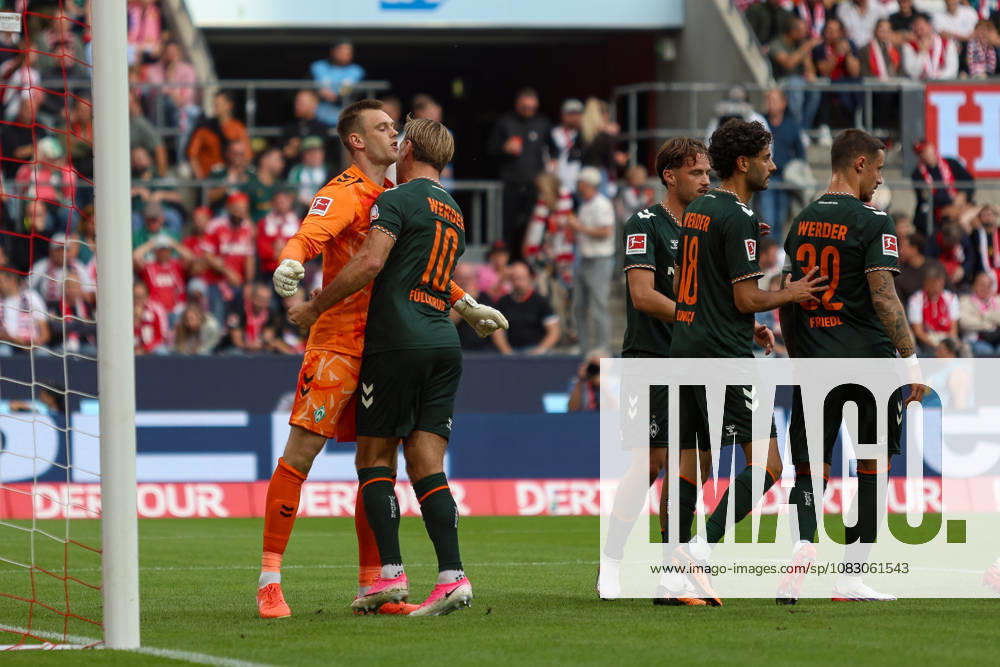 GER, Soccer, Men s, Bundesliga, 1. Bundesliga, 2026–2027 Season, 1. FC Köln vs. SV Werder Bremen; Karl Hein (SVW) saves a penalty kick and celebrates wildly; Niclas Füllkrug (SVW)