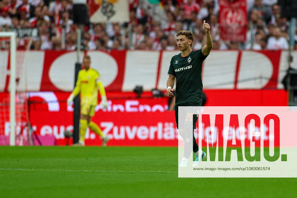 GER, Soccer, Men s, Bundesliga, 1. Bundesliga, 2026–2027 Season, 1. FC Köln vs. SV Werder Bremen; Chuki (SVW) gestures, gestures