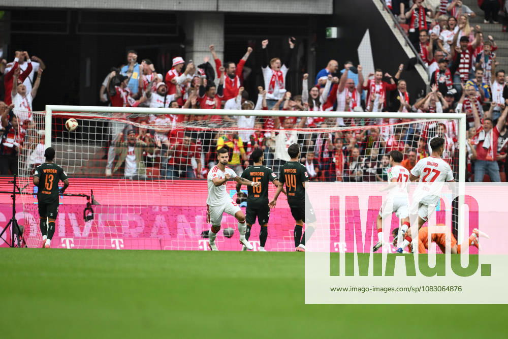 GER, Soccer, Men s, 1. Bundesliga, 2026–2027 season, Matchday 3, 1. FC Köln vs. SV Werder Bremen: Tom Krauß (1. FC Köln, 05) and Thijs Dallinga (1. FC Köln, 27) celebrate the 1–0 goal; next to them is Arthur (Werder Bremen, 13), Ludovit Reis (Werder Bremen, 15), Youri Reeger (Werder Bremen, 44), and Karl Hein (Werder Bremen, 01) look frustrated. DFB and DFL regulations prohibit any use of photographs as image sequences and or quasi-video. Cologne, RheinEnergie Stadium, NRW, Germany