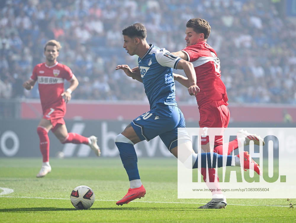 SNP Arena, Sinsheim, GER, 1. Bundesliga, TSG Hoffenheim vs. VfB Stuttgart, Adam Hlozek (Hoffenheim), Ramon Hendriks (Stuttgart). DFL regulations prohibit any use of photographs as image sequences and or quasi-video. Photo by Hasan Bratic, DeFodi Images