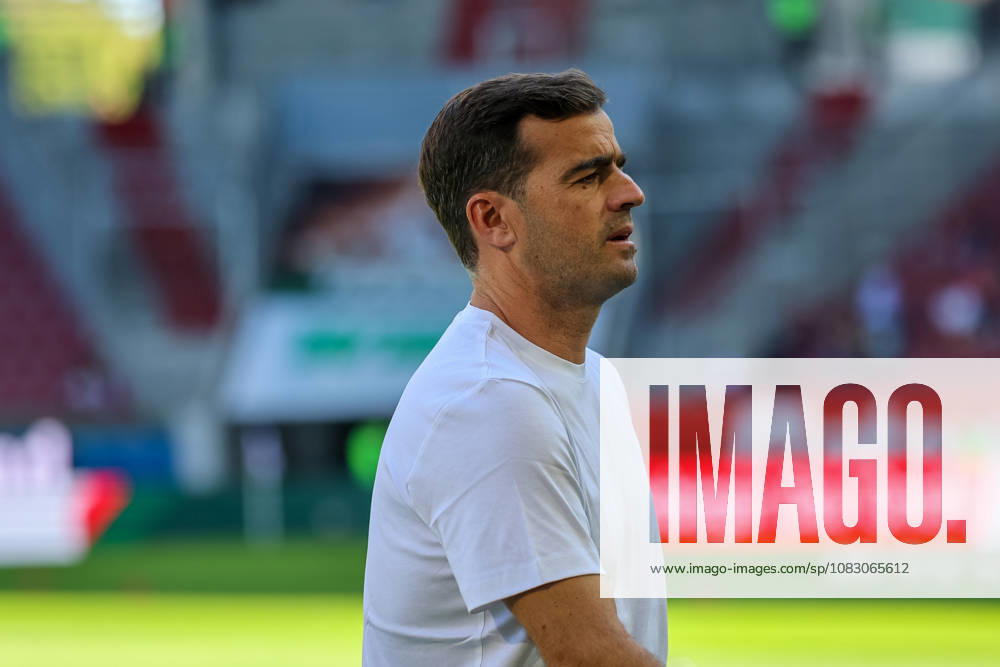 Carles Martinez, Bayer 04 Leverkusen, Head Coach before the game, cutout, portrait, side view, GER, FC Augsburg vs. Bayer 04 Leverkusen, soccer, Bundesliga, Matchday 3, 2026–2027 season, September 12, 2026, DFL and DFB regulations prohibit any use of photographs as image sequences and or quasi-video, GER, FC Augsburg vs. Bayer 04 Leverkusen, soccer, Bundesliga, Matchday 3, 2026–2027 season, September 12, 2026, Augsburg
