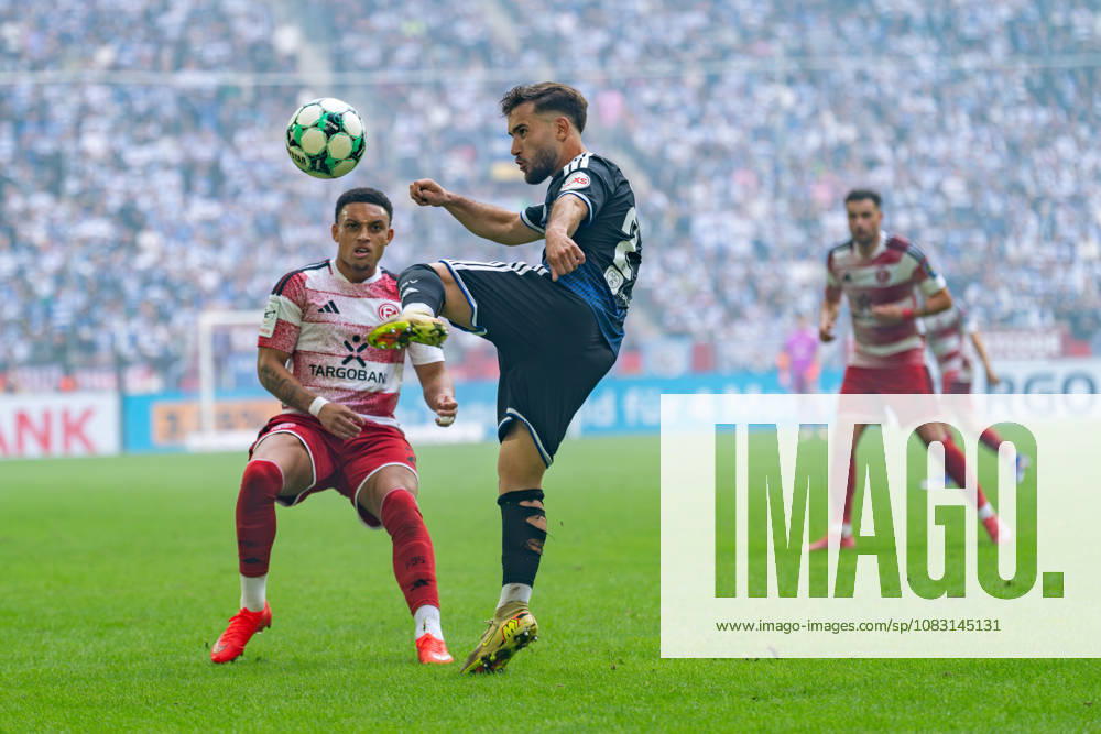 Steven van der Sloot (Fortuna Düsseldorf, No. 02) looks at the ball; Can Coskun (MSV Duisburg, No. 27) makes a spectacular save. Fortuna Düsseldorf vs. MSV Duisburg, Soccer, 3rd Division, Matchday 05, 2026–27 season, September 12, 2026, DFL regulations prohibit any use of photographs as image sequences and or quasi-video. Fortuna Düsseldorf vs. MSV Duisburg, soccer, 3. Liga, Matchday 5, 2026–27 season, September 12, 2026, Düsseldorf