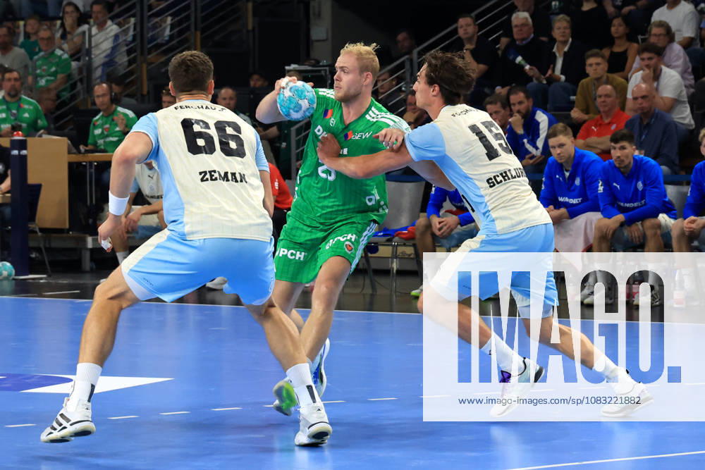 GER Germany, Handball, 1st Bundesliga, August 27, 2026, 2026–2027 season, Berlin, Fuechse Berlin vs. Gummersbach, Matthes Langhoff (Fuechse Berlin) 25, STEPAN ZEMAN (VfL Gummersbach) 66, MIRO SCHLUROFF (VfL Gummersbach) 15, nordphoto GmbH, Engler Berlin, Max Schmeling Halle, Berlin, Germany