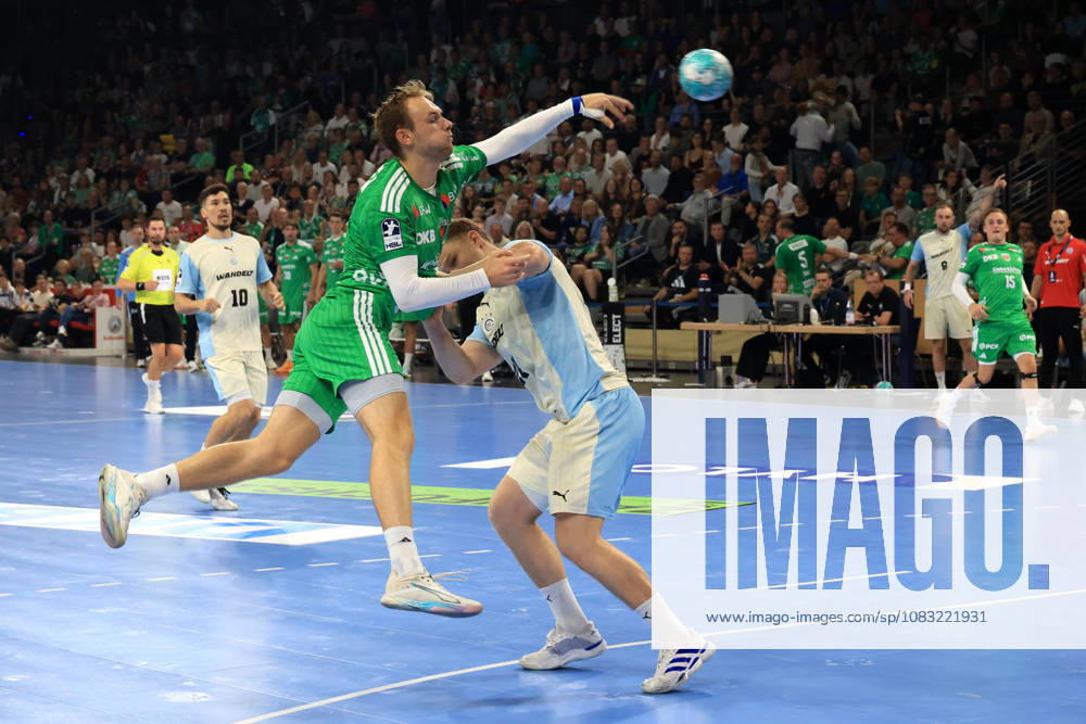 GER Germany, Handball, 1st Bundesliga, August 27, 2026, 2026–2027 season, Berlin, Fuechse Berlin vs. Gummersbach, Mathias Gidsel (Fuechse Berlin 19), Kristjan Horzen (VfL Gummersbach 27), nordphoto GmbH, Engler Berlin, Max Schmeling Halle, Berlin, Germany
