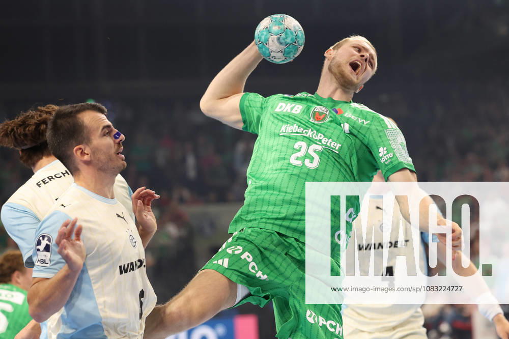 Handball, Opel HBL, 2026–2027 Season, 1st HBL, Füchse Berlin vs. VfL Gummersbach, Max Schmeling Hall, Matthes Langhoff, Füchse Berlin 25 on offense, Berlin, Deutschkand