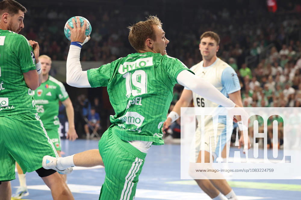 Handball, Opel HBL, 2026–2027 Season, 1st HBL, Füchse Berlin vs. VfL Gummersbach, Max Schmeling Hall, Mathias Gidsel, Füchse Berlin No. 19 on offense, Berlin, Germany