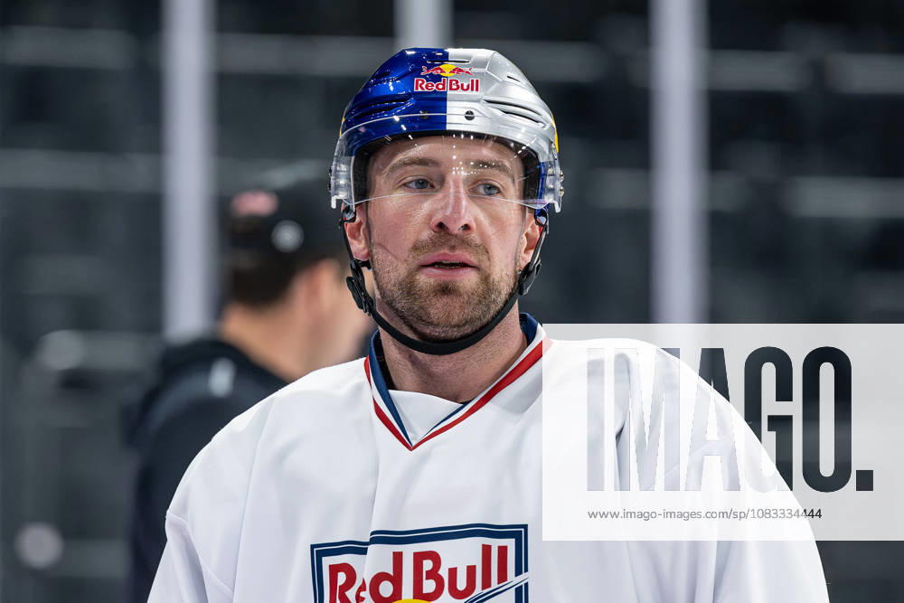 Maximilian Kastner, EHC Red Bull Munich, 93 Portrait GER, EHC Red Bull Munich, ice hockey, training session ahead of the DEL season opener, September 14, 2026. Photo: HMB Media, Heike Feiner