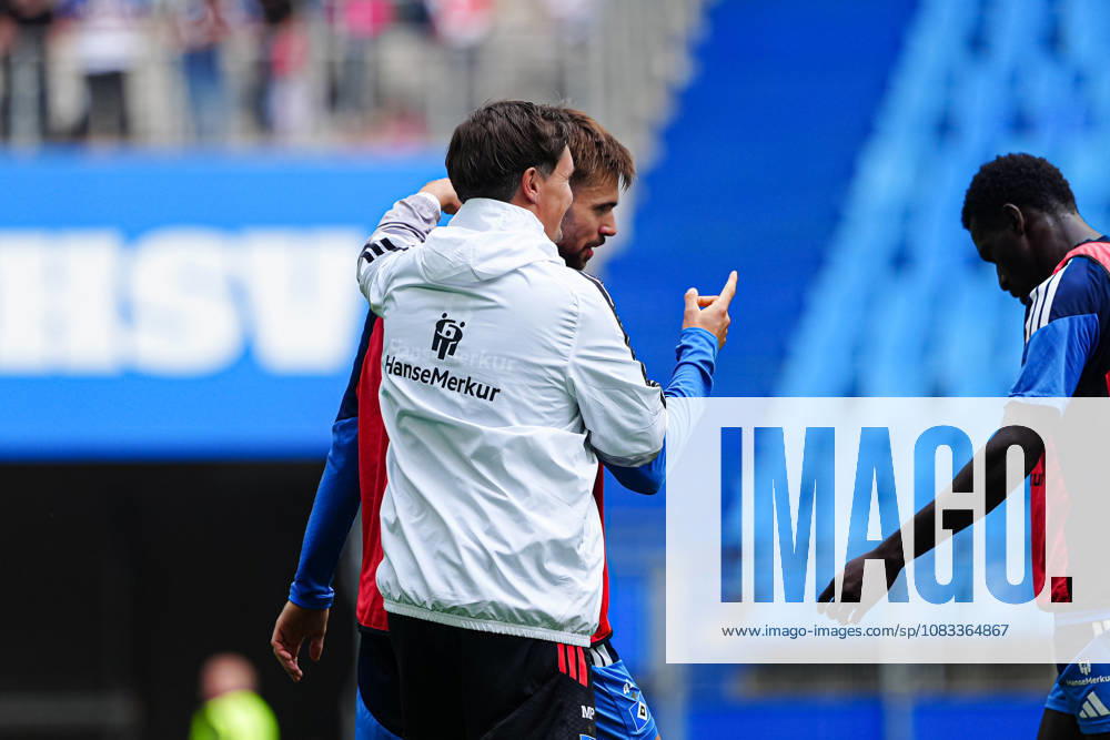 Merlin Polzin, Hamburger SV, Coach; Mario Vuskovic, Hamburger SV, 44, GER; Hamburger SV Training, Soccer, Bundesliga 1, 2026–2027 Season, September 15, 2026 GER, Hamburger SV practice, soccer, Bundesliga 1, 2026–2027 season, September 15, 2026 Hamburg